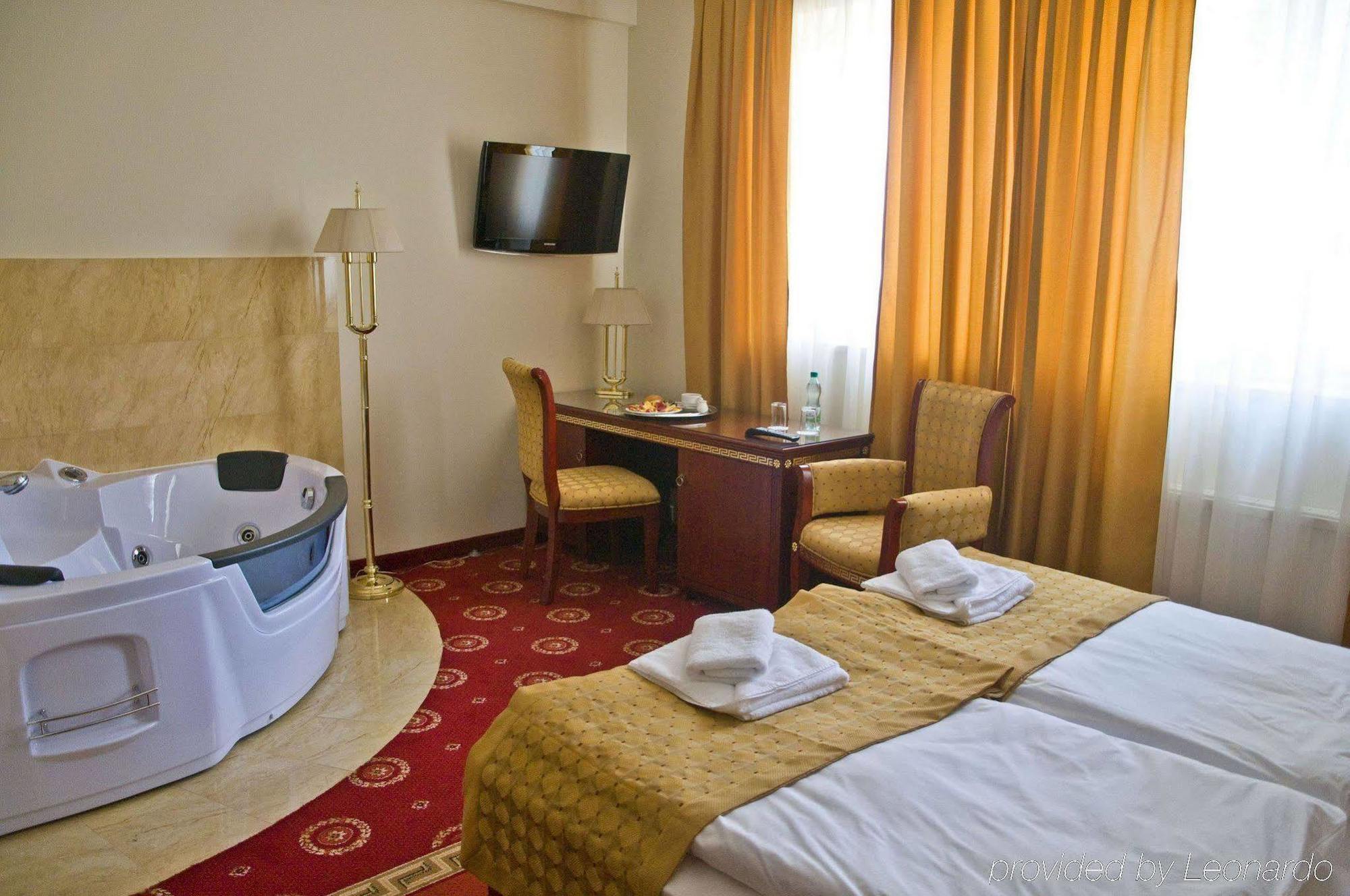 Hotel Holiday Park Varsovie Chambre photo