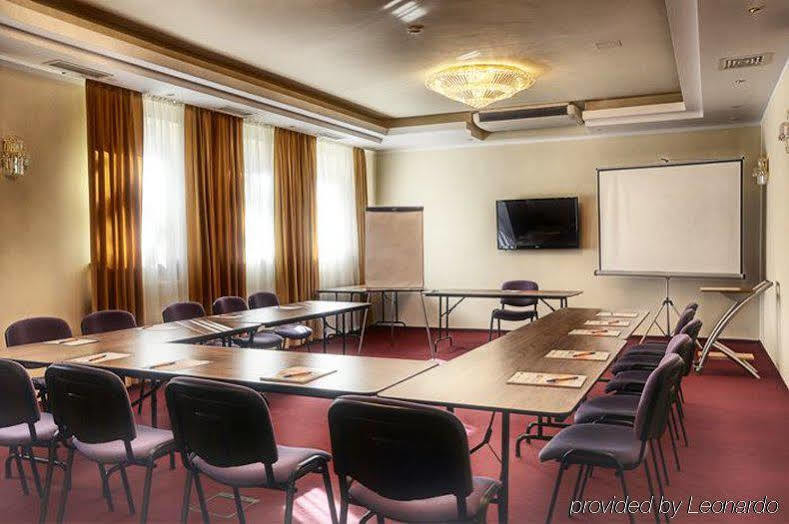 Hotel Holiday Park Varsovie Business photo
